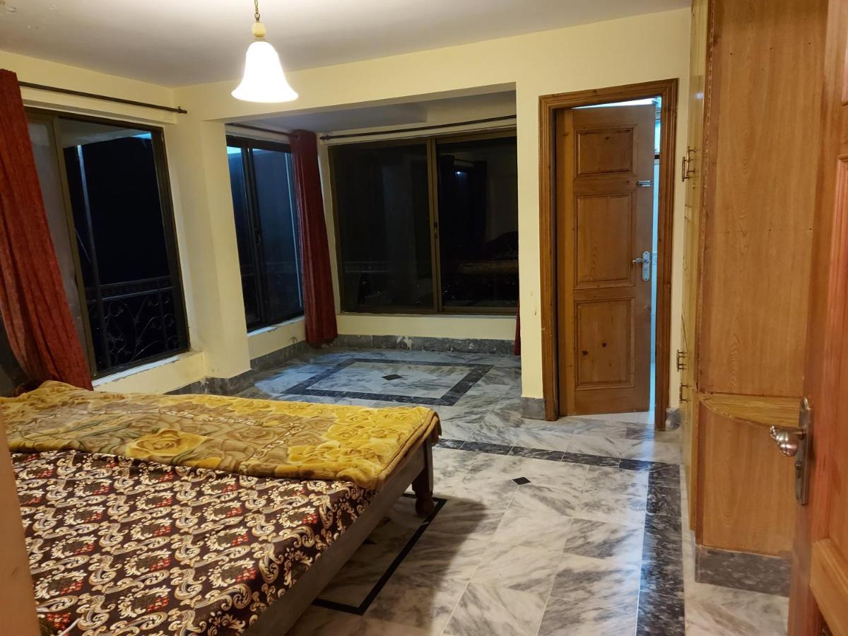 Shahrukh Heights Hotel Murree Eksteriør billede