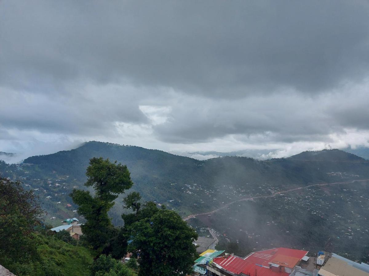 Shahrukh Heights Hotel Murree Eksteriør billede